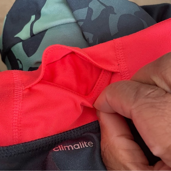 Adidas Climalite Ombre Multicolored Butterfly Leggings
Size M - Picture 5 of 12